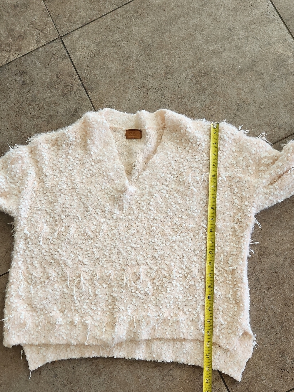 NWOT..POL...Pink V Neck Swester - Picture 5 of 10